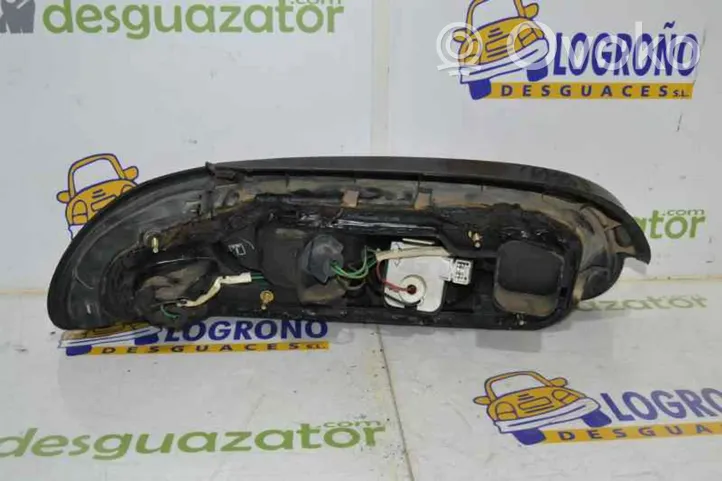 Nissan NX 100 Luci posteriori 22063332