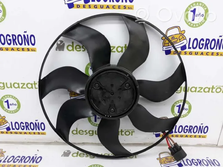 Mercedes-Benz Vito Viano W447 Ventilateur de refroidissement de radiateur électrique 3137232033