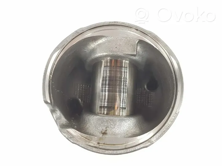 Iveco Daily 6th gen Piston avec bielle 8097645