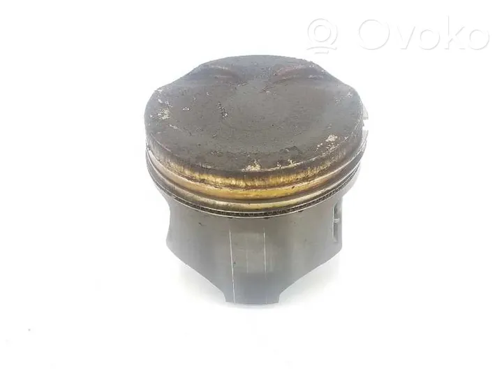 Suzuki Swift Piston avec bielle 1211185E000A0