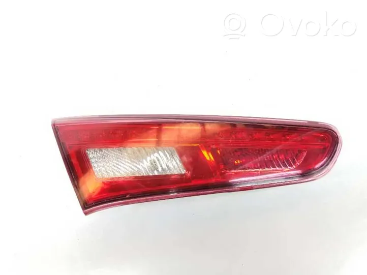 Alfa Romeo Giulietta Lampy tylnej klapy bagażnika 50531133