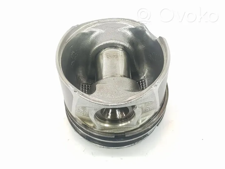 Citroen C1 Piston avec bielle 0628W2