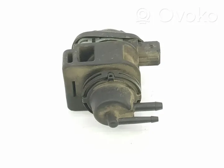 Infiniti FX Vacuum valve 1446600QAA