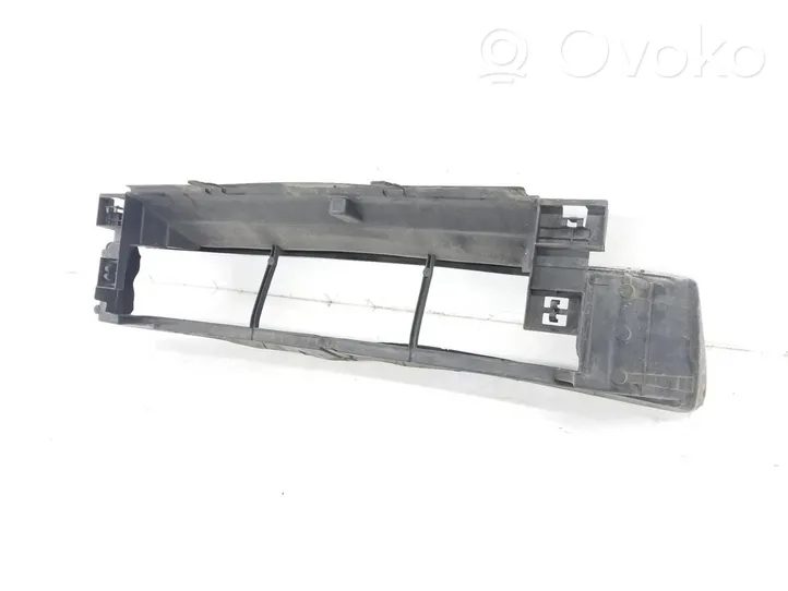 Opel Vivaro Cabin air duct channel 93867883