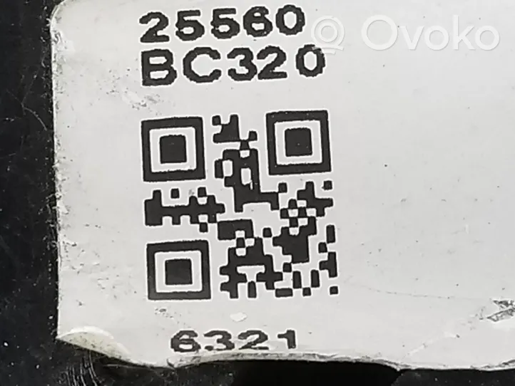 Nissan Micra Przełącznik / Przycisk kierownicy 25560BC60J