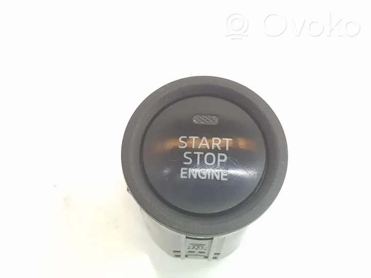 Mazda 3 Interruttore a pulsante start e stop motore BHR1663S0A