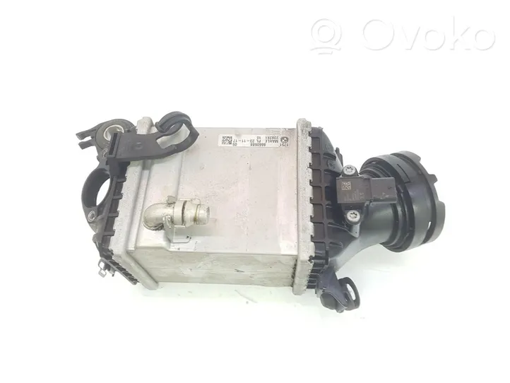 BMW X5 G05 Chłodnica powietrza doładowującego / Intercooler 17518660688