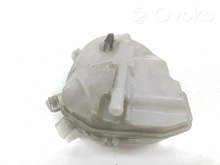 Volkswagen Golf VIII Vase d'expansion / réservoir de liquide de refroidissement 5WA121407F