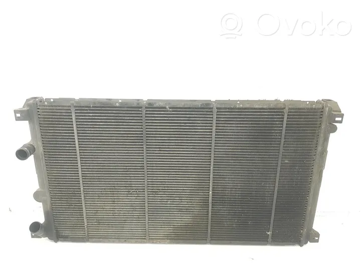 Renault Master II Radiateur de refroidissement 7701057120