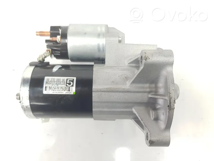 Opel Vivaro Starter motor 9827008580