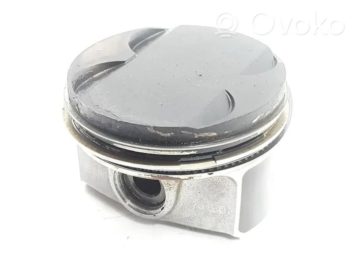 Seat Ibiza V (KJ) Piston avec bielle 04C107065AT