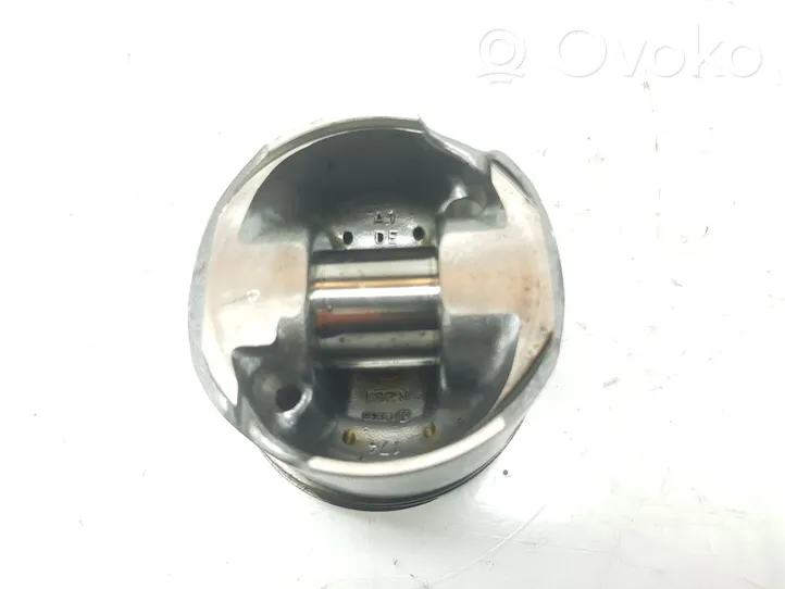 Audi Q7 4M Piston with connecting rod 059107065BJ