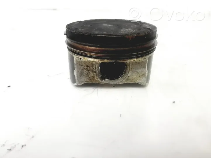 Mitsubishi Eclipse Cross Piston avec bielle 1110D714