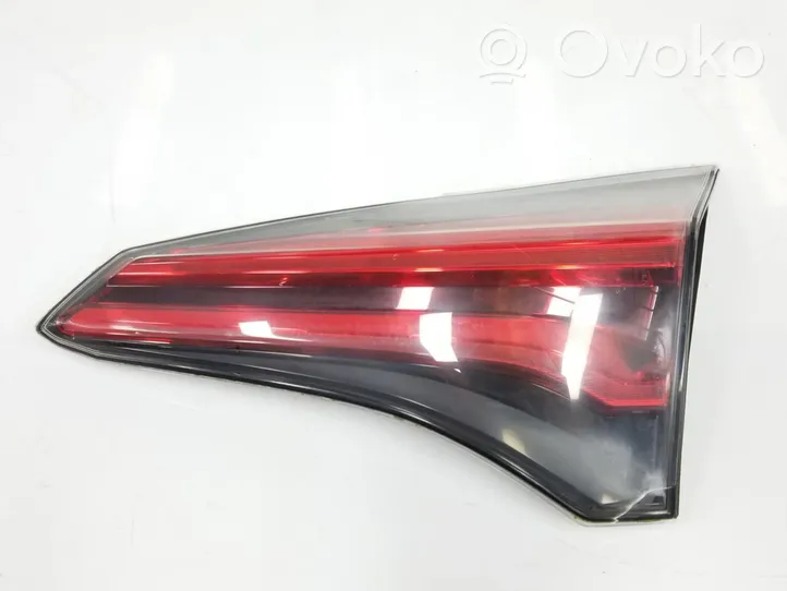 Toyota RAV 4 (XA40) Luci posteriori 8158042030