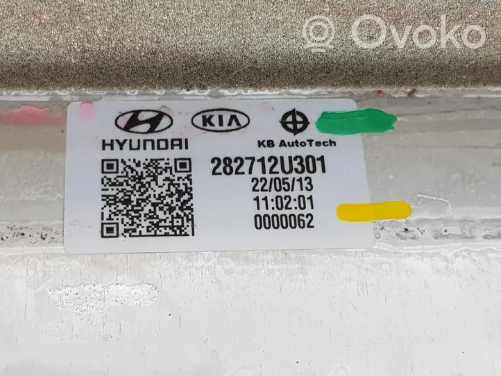 Hyundai Tucson TL Välijäähdyttimen jäähdytin 282712U301