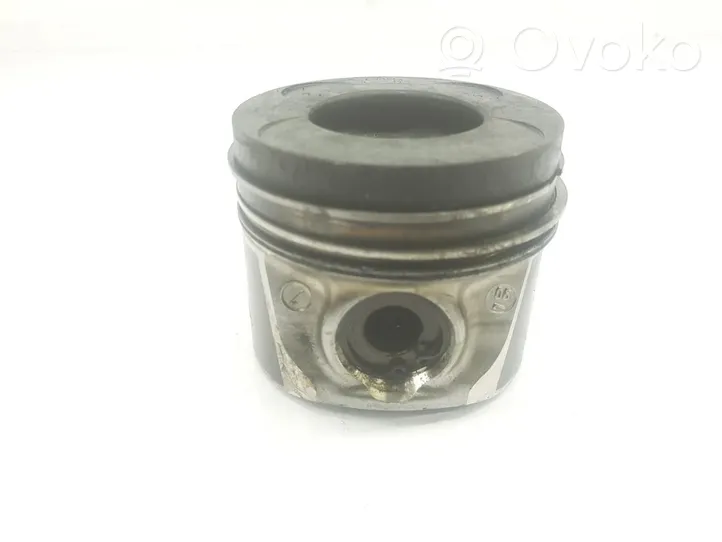 Nissan Pathfinder R51 Piston avec bielle A2010EC02B