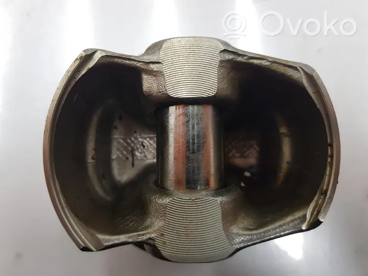 Renault Megane IV Piston avec bielle H5F408