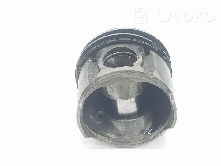 SsangYong Kyron Piston avec bielle 6640300917