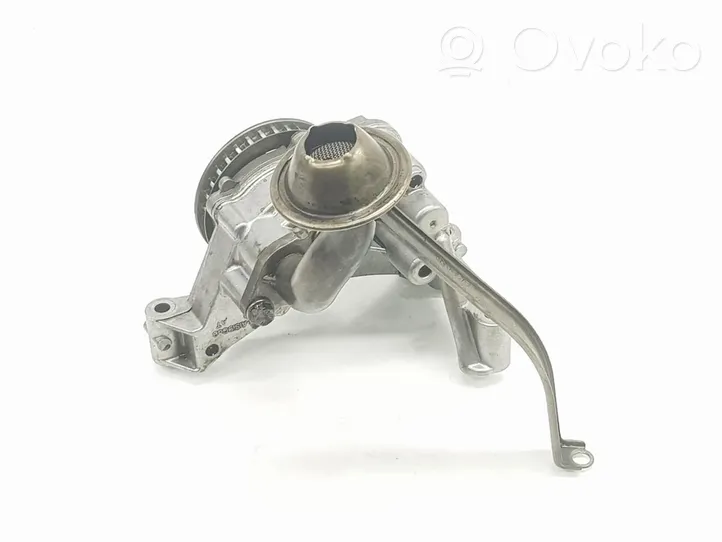 Volkswagen Crafter Oil pump 03L115105C