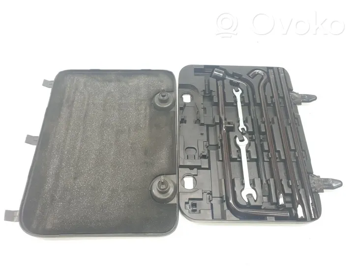 Toyota Land Cruiser (J120) Cric de levage 0912060200