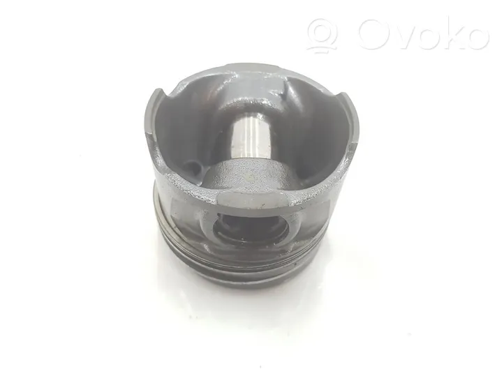 Dacia Sandero Piston avec bielle 120A14373R