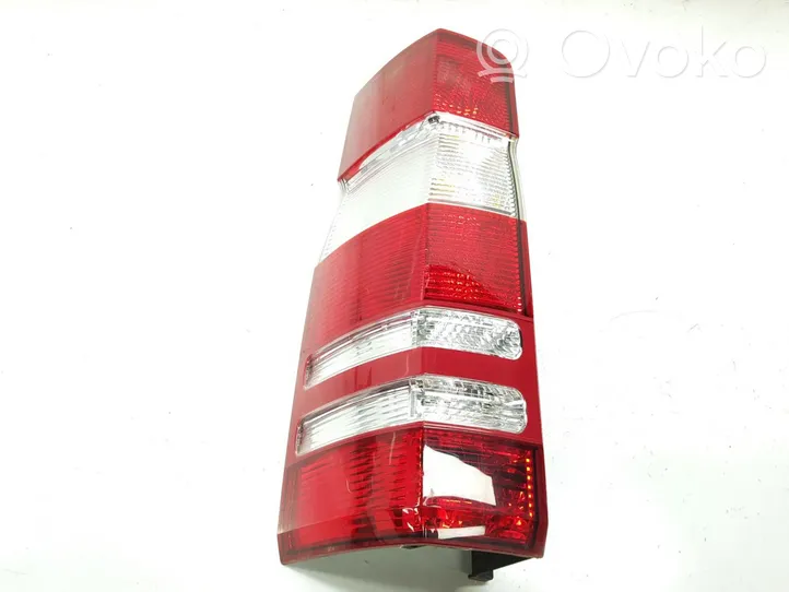 Mercedes-Benz Sprinter W906 Lampa tylna A9068202100