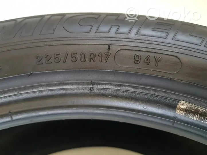 Audi Q5 SQ5 R18 summer tire 