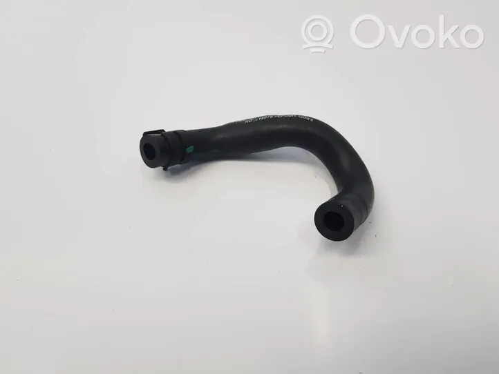 Mercedes-Benz GLS X166 Engine coolant pipe/hose A1572030317