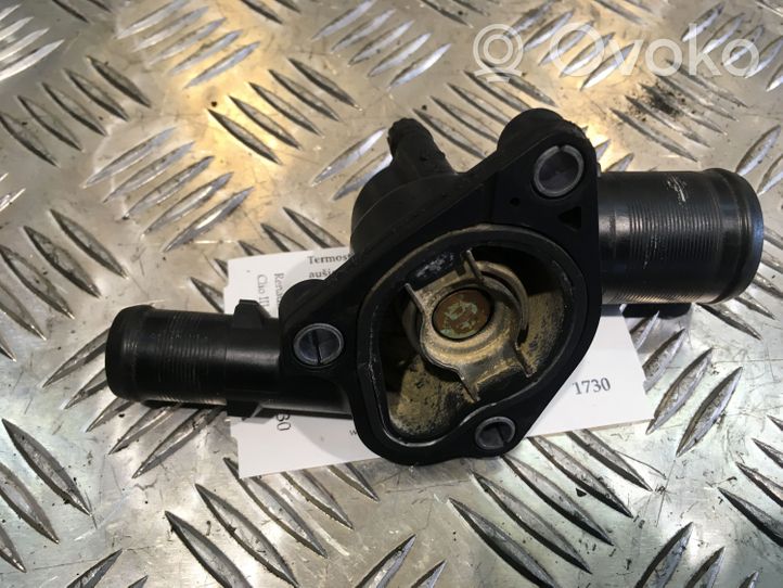 Renault Clio III Termostat / Obudowa termostatu 8200660882