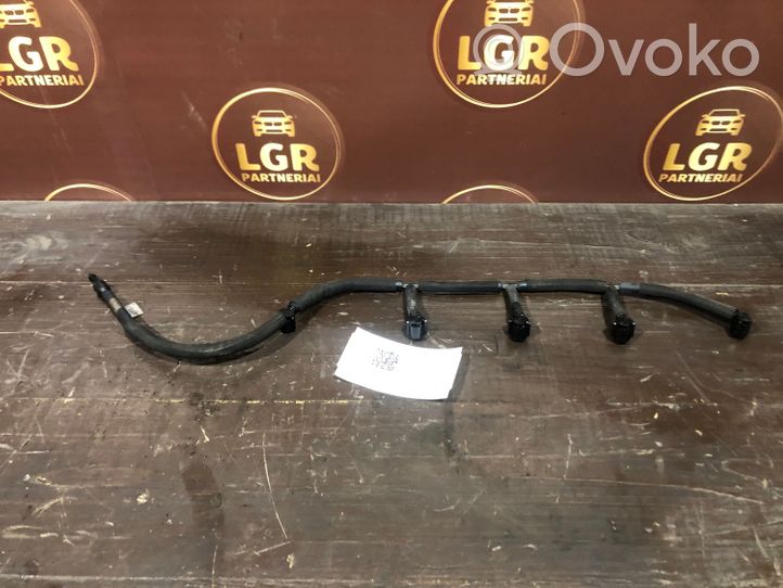 Volvo XC60 Fuel injector supply line/pipe 31321198