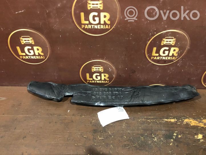 Opel Astra J Supporto/guarnizione in poliuretano espanso del parafango 13272646