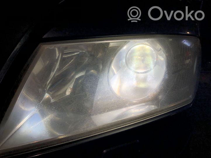 Skoda Octavia Mk2 (1Z) Headlight/headlamp 1Z1941015B