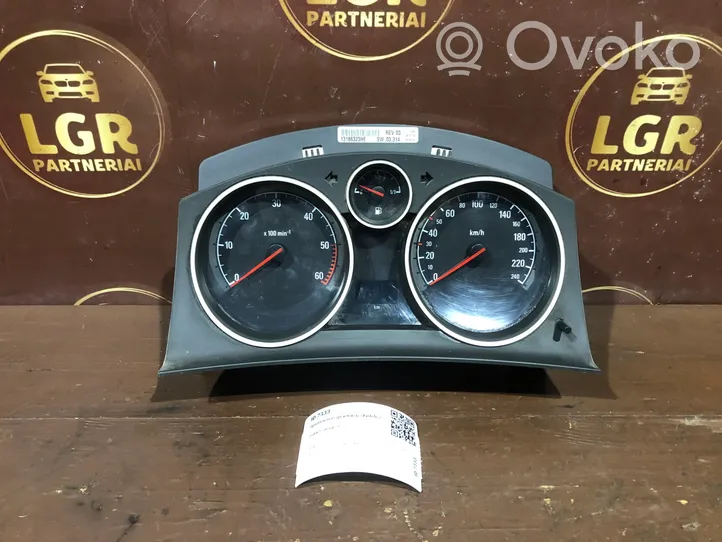 Opel Astra H Compteur de vitesse tableau de bord 13186323HE