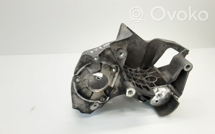 Opel Antara Supporto della pompa del carburante 96440531