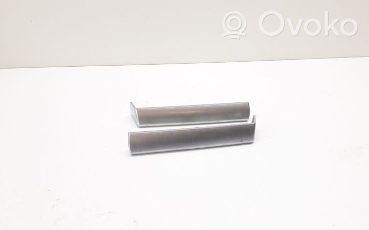 BMW X5 E70 Rivestimento del vano portaoggetti del cruscotto 4991900