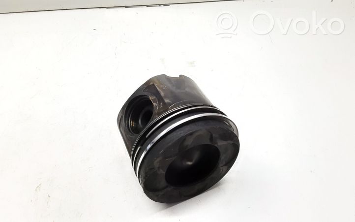 BMW X5 E53 Piston 