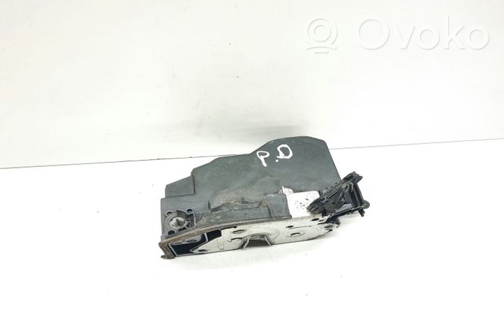 BMW 3 E92 E93 Etuoven lukko 7202144