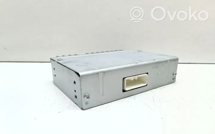 Toyota Prius (XW30) Amplificatore 8610047100