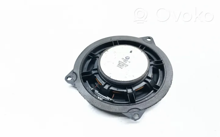 BMW 2 F46 Enceinte de porte arrière 9274700