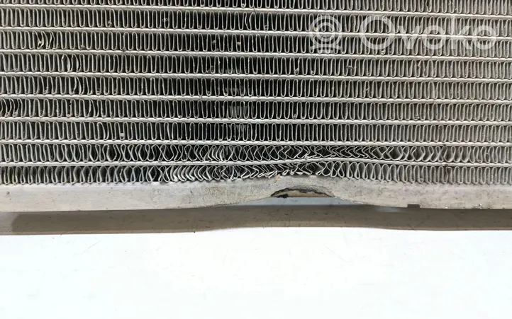Volvo XC70 Radiateur de refroidissement 