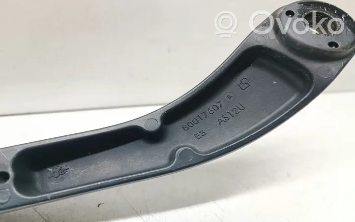 Nissan Qashqai+2 Ramię wycieraczki szyby przedniej / czołowej 80017607