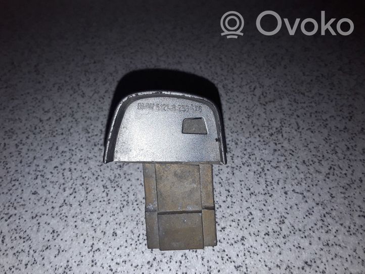 BMW 3 E46 Türgriffkappe Türgriffblende vorne 51218253476