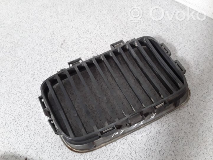 BMW 3 E36 Grille calandre supérieure de pare-chocs avant 51138122237