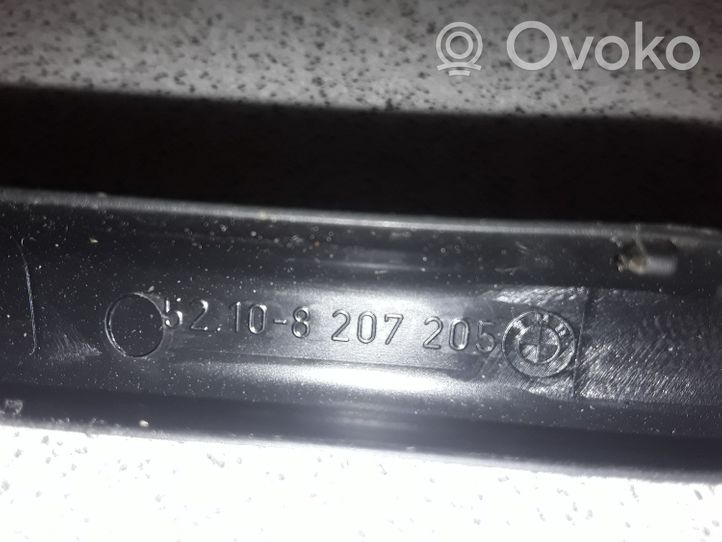 BMW 5 E39 Slidės apdaila galinės sėdynės 52108207205