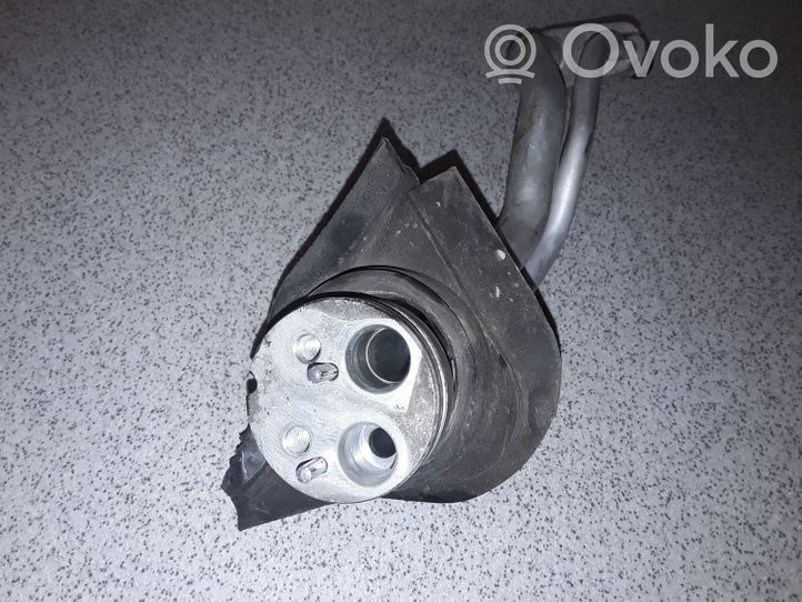 BMW 3 E46 Tuyau de radiateur de chauffage 6904436