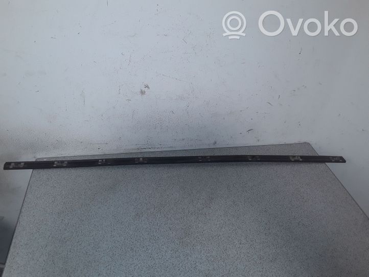 BMW 3 E46 Other front door trim element 8208449