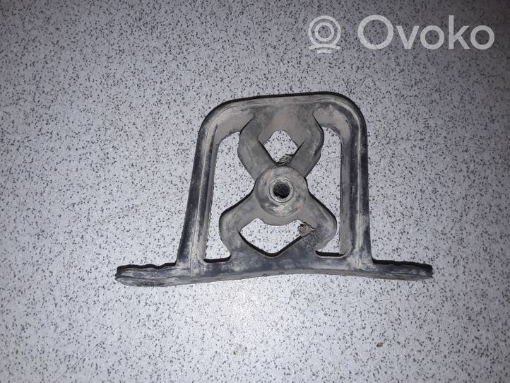 BMW 3 E36 Staffa/supporto di montaggio della marmitta 1723101