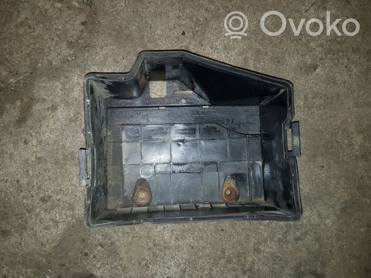 BMW 3 E36 Support boîte de batterie 61218361677