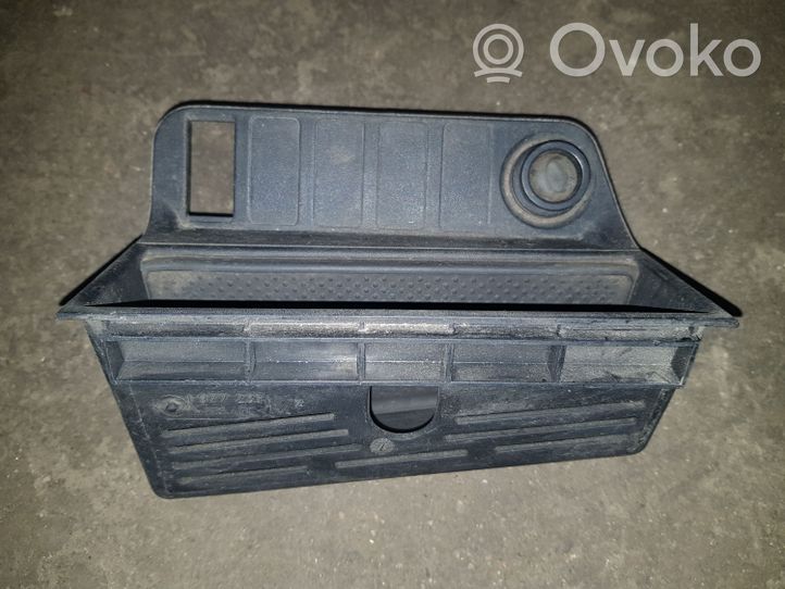 BMW 3 E36 Boîte / compartiment de rangement pour tableau de bord 1977231