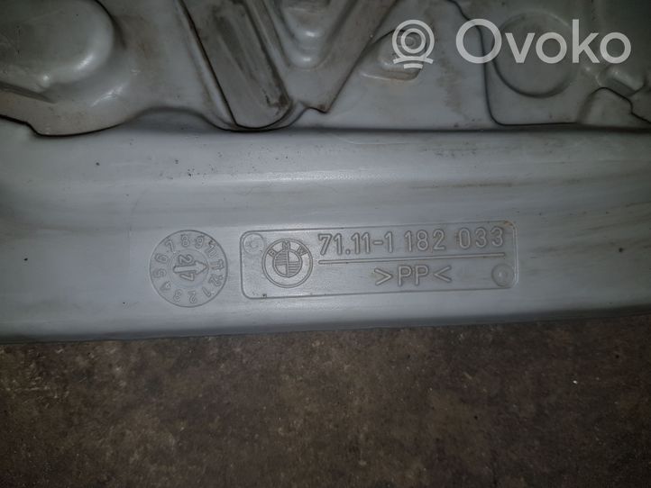 BMW 3 E36 Įrankių daiktadėžė 71111182033